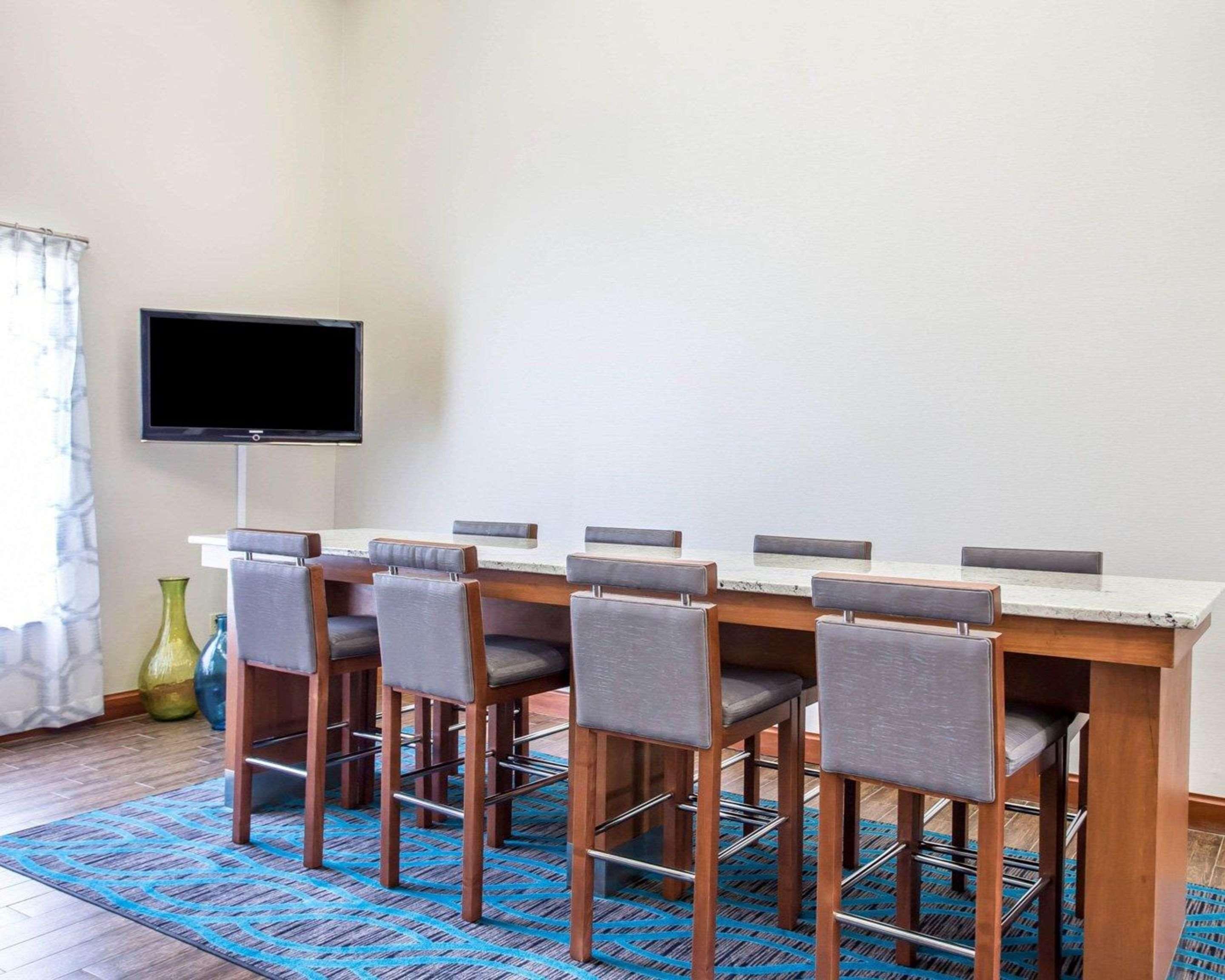 Comfort Inn & Suites Walterboro I-95 Екстериор снимка