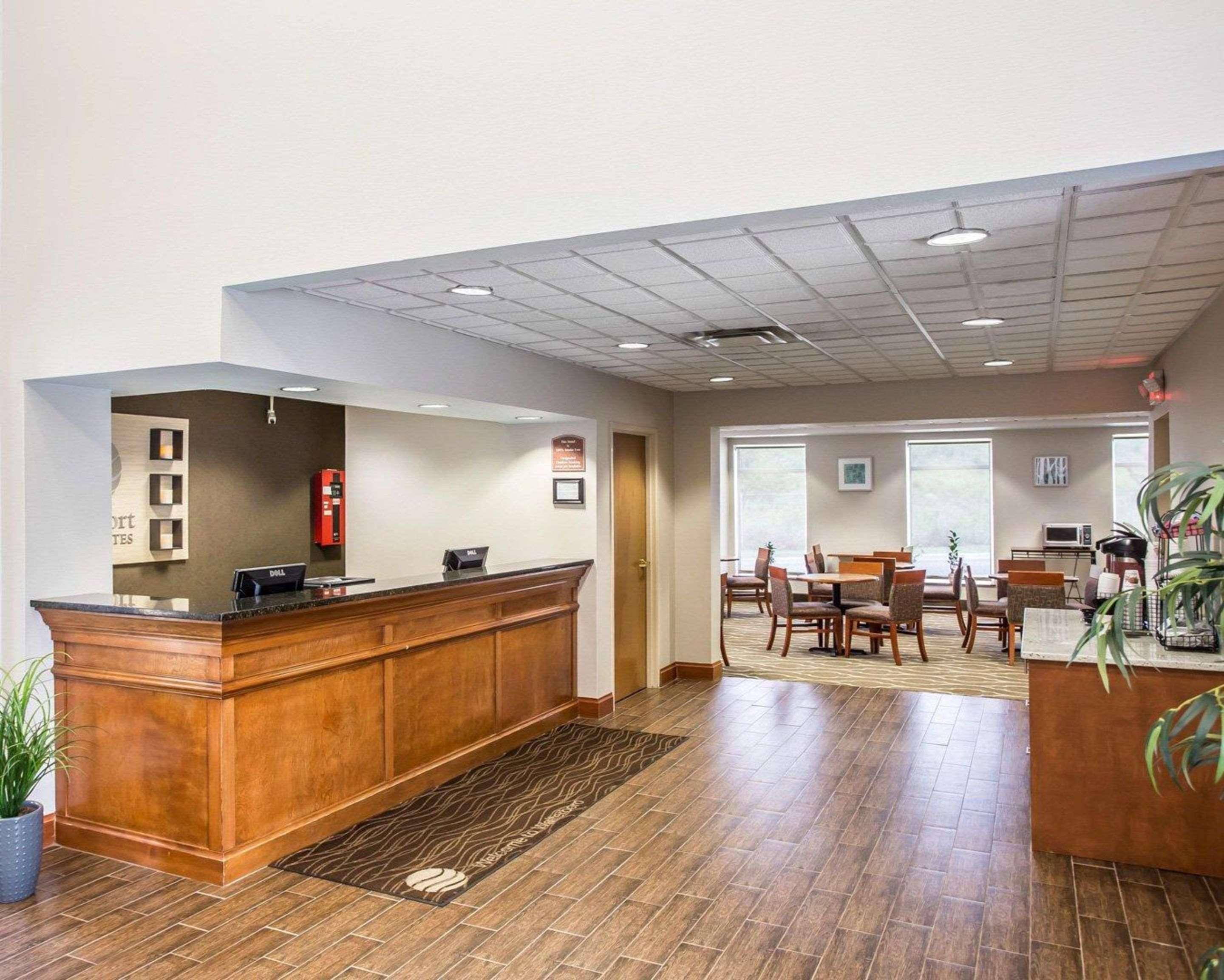Comfort Inn & Suites Walterboro I-95 Екстериор снимка