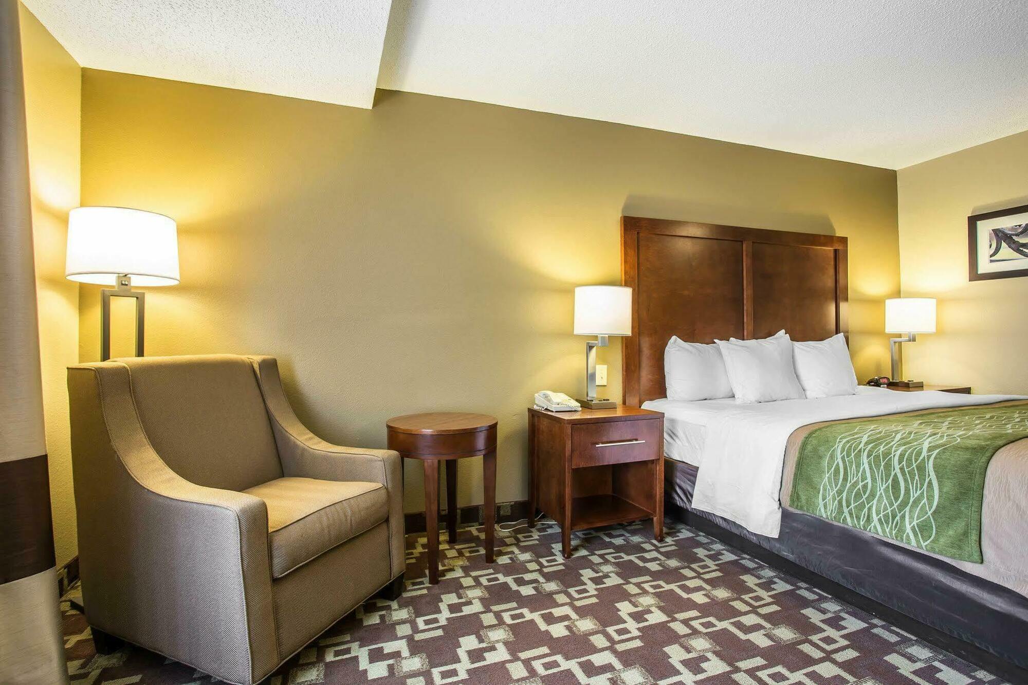 Comfort Inn & Suites Walterboro I-95 Екстериор снимка